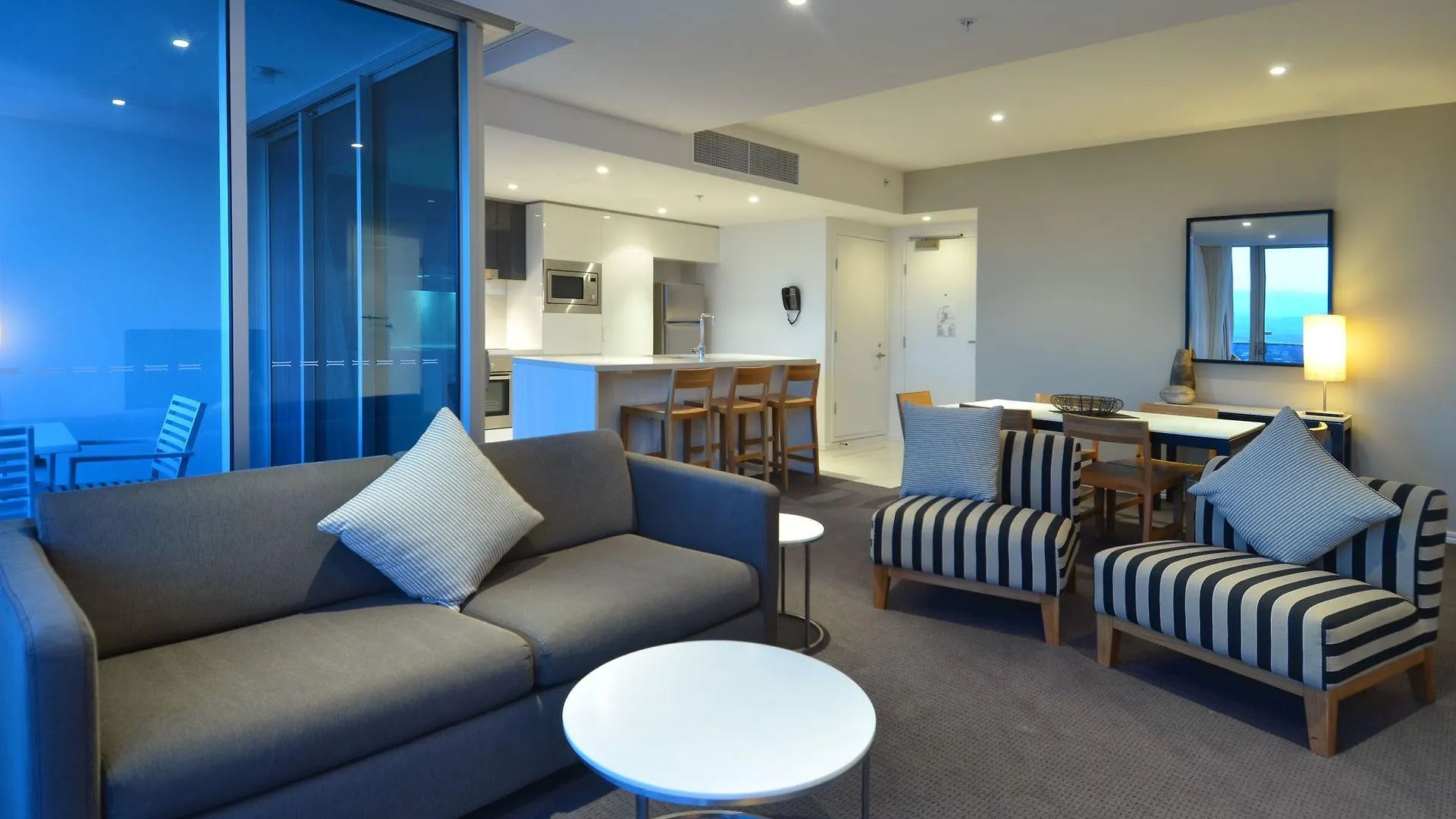 Orchid Residences - Hr Surfers Paradise Apartment