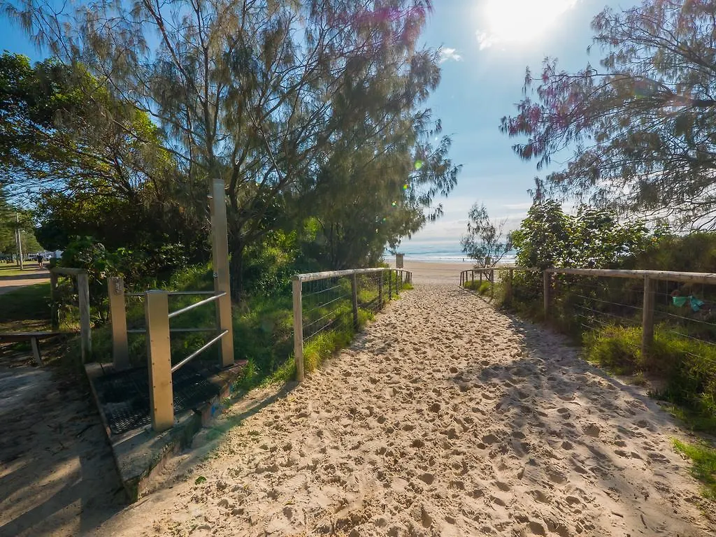 Burleigh Surf Aparthotel