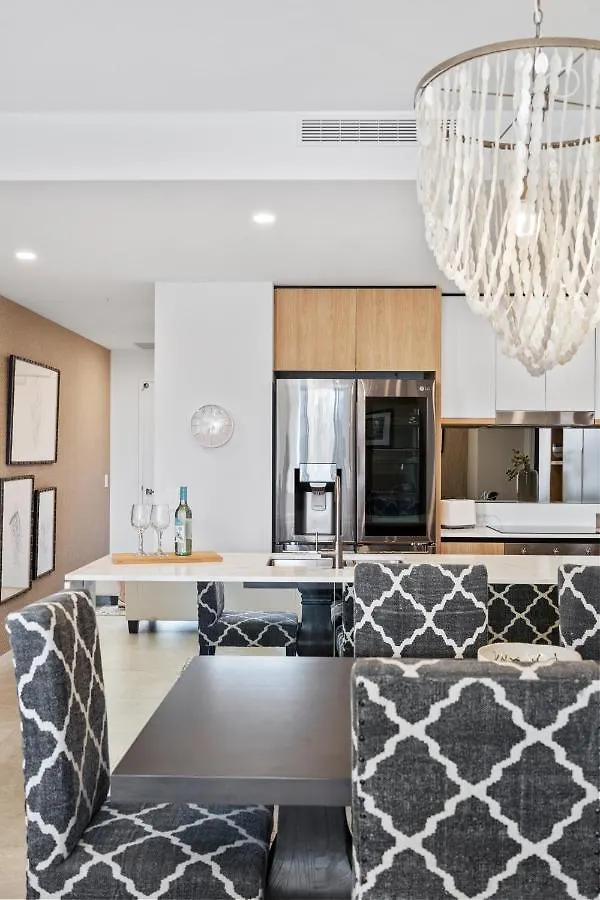 The Gallery Broadbeach Dream Getaway - Optimise *