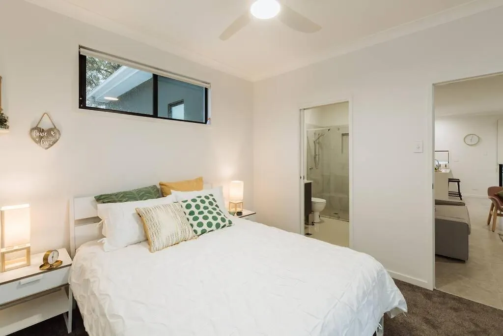 Spacious Modern And Cozy 3bd Townhouse At Great Location * Gold Coast