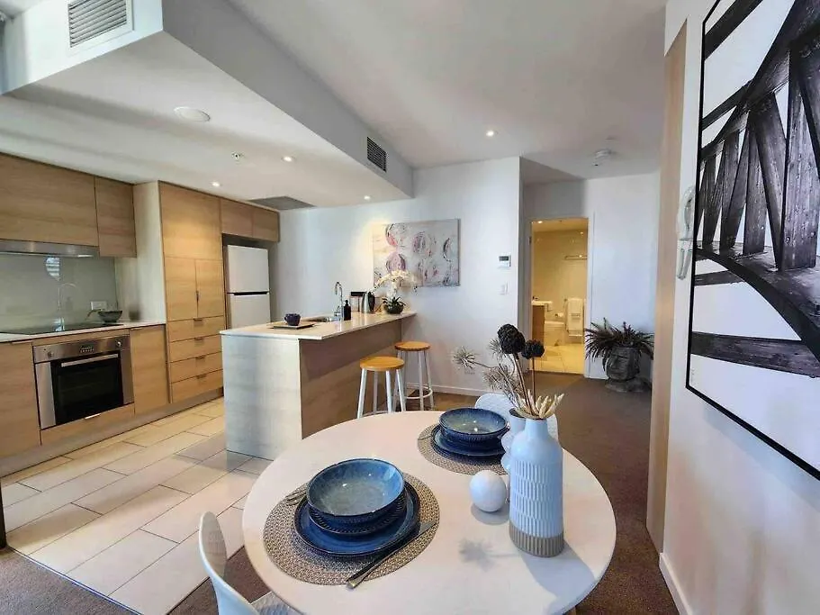 Broadbeach Business Or Leisure Apartmán