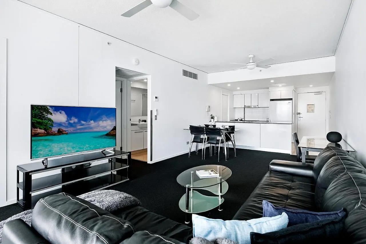 Apartment Sierra Grand Broadbeach - Self Contained & Privately Managed Gold Coast
