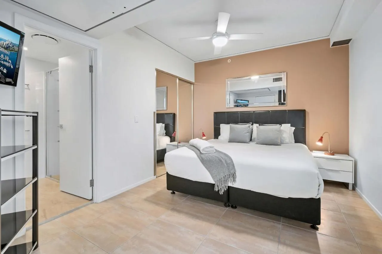 Sierra Grand Broadbeach - Self Contained & Privately Managed Gold Coast