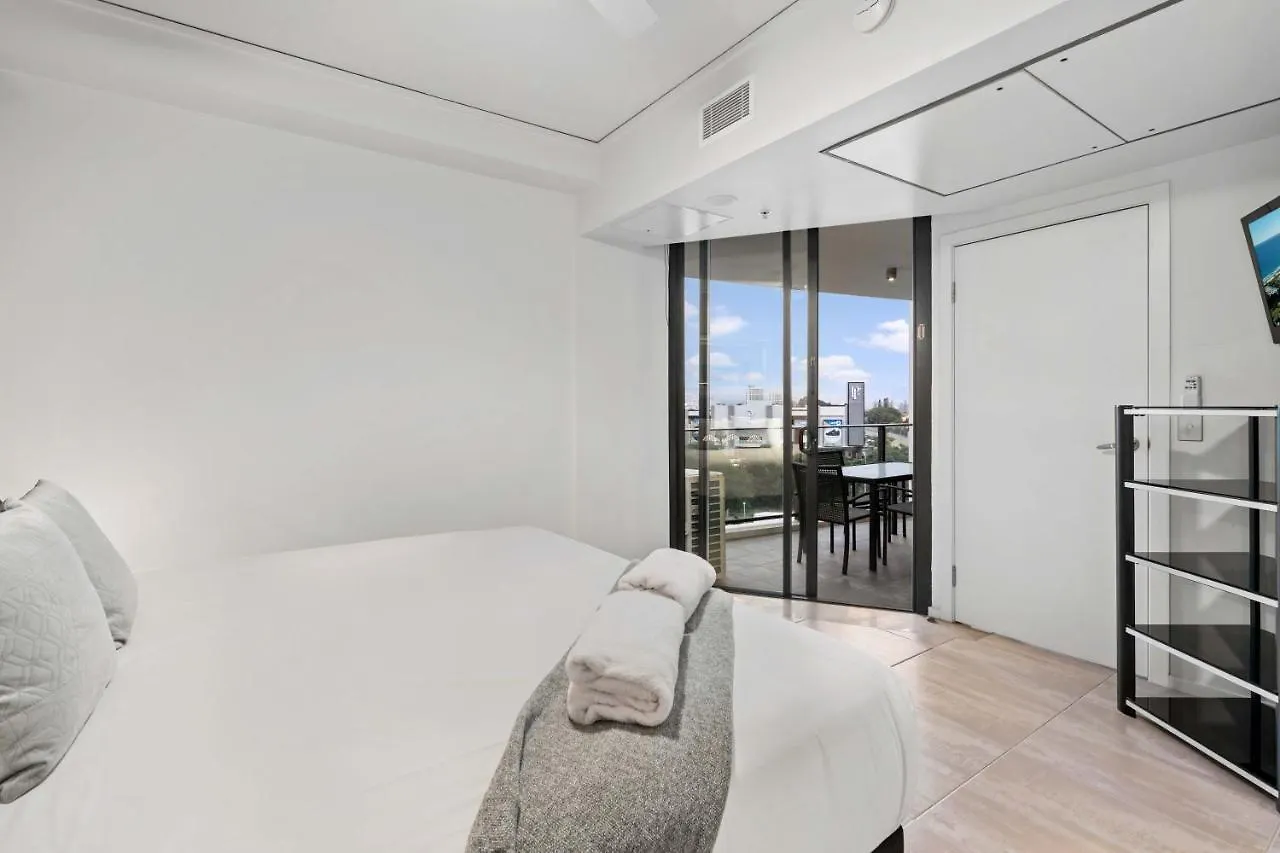 Apartment Sierra Grand Broadbeach - Self Contained & Privately Managed *