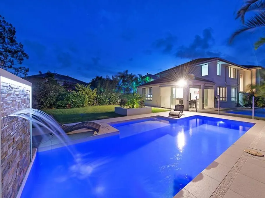 Villa Theme Park Gateway Spacious 4bd Flamingo House Gold Coast