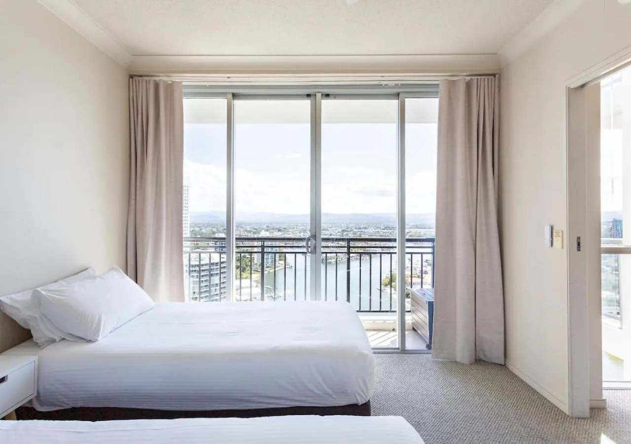 Apartment 2 Bdrm Towers Of Chevron, 19th Floor Amazing View
