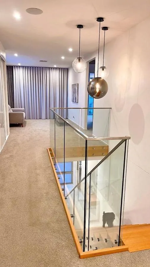 Grand Residences Near Helensvale Train * Gold Coast