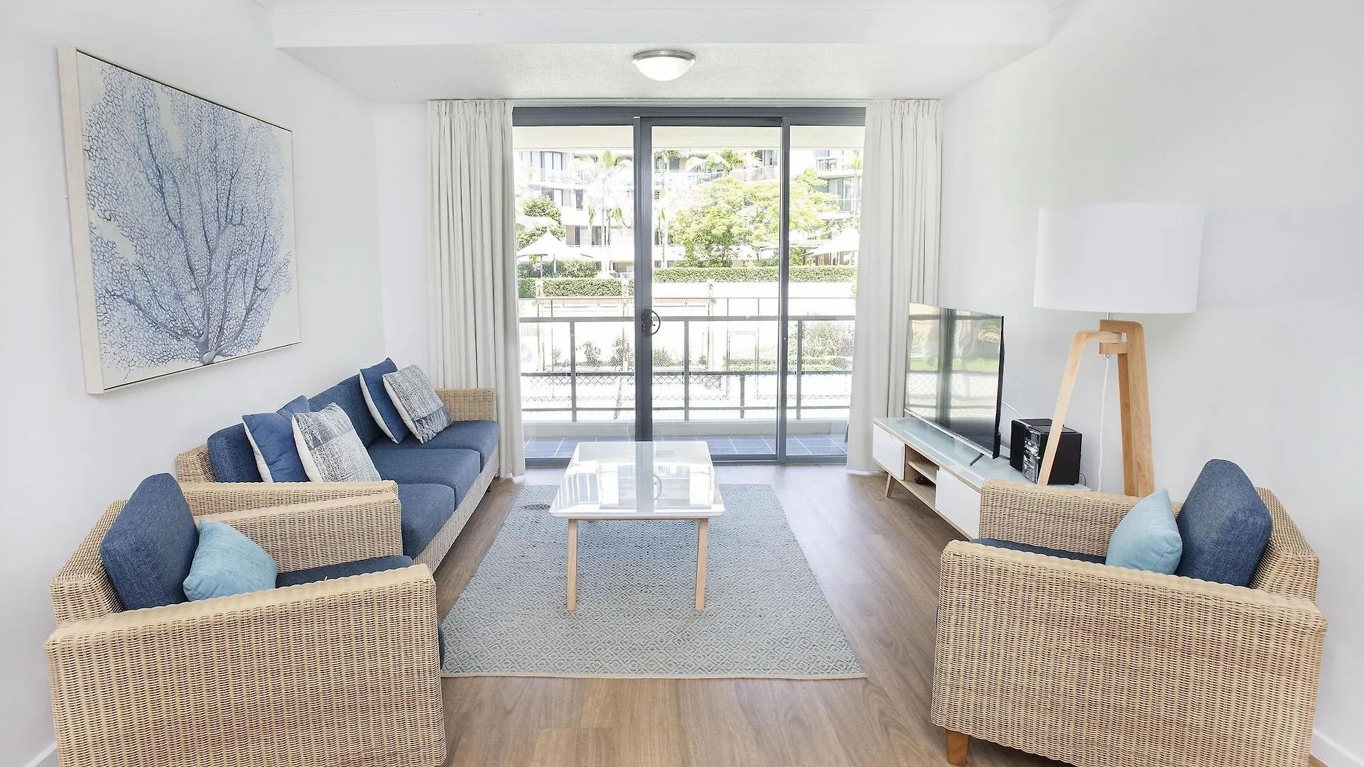 Swell Burleigh Heads Resort 4*