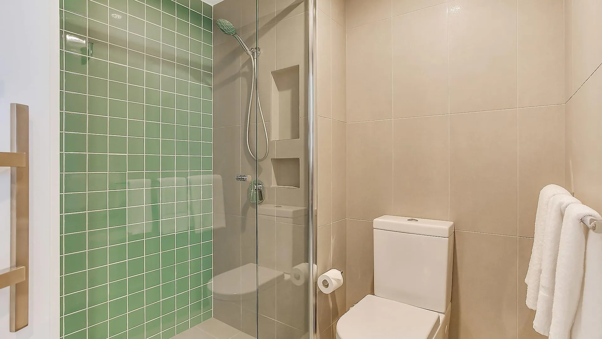 Hotel Mantra Southport Sharks 4*