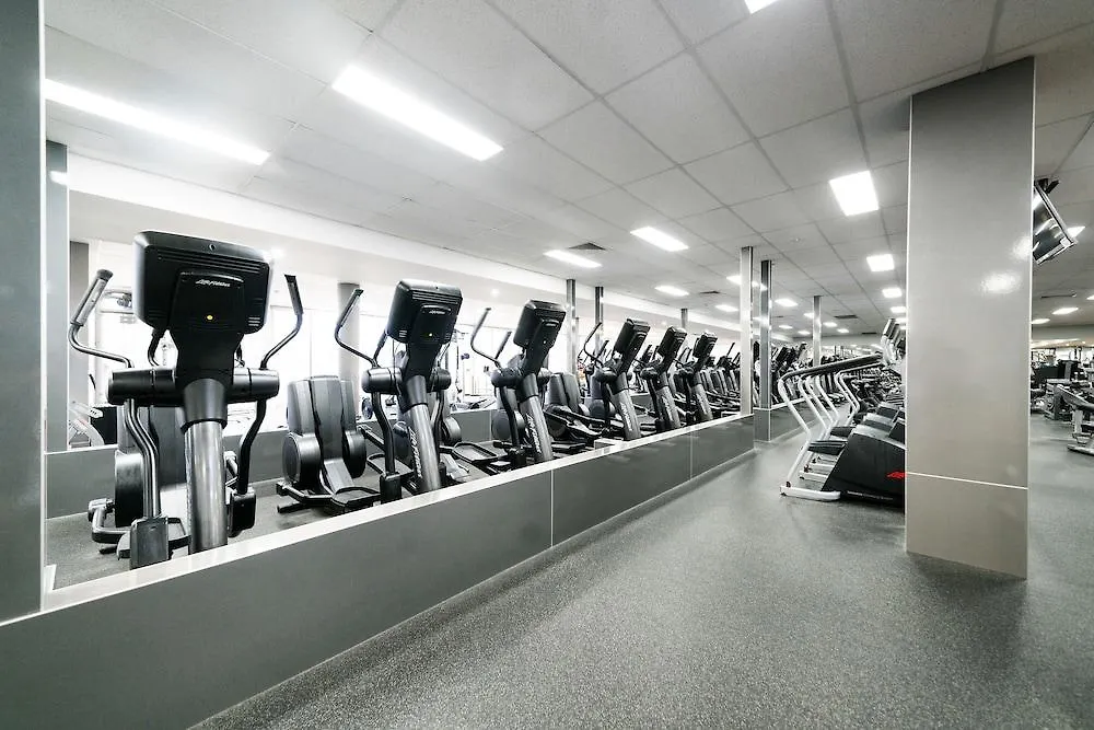 Mantra Southport Sharks Hotel 4*