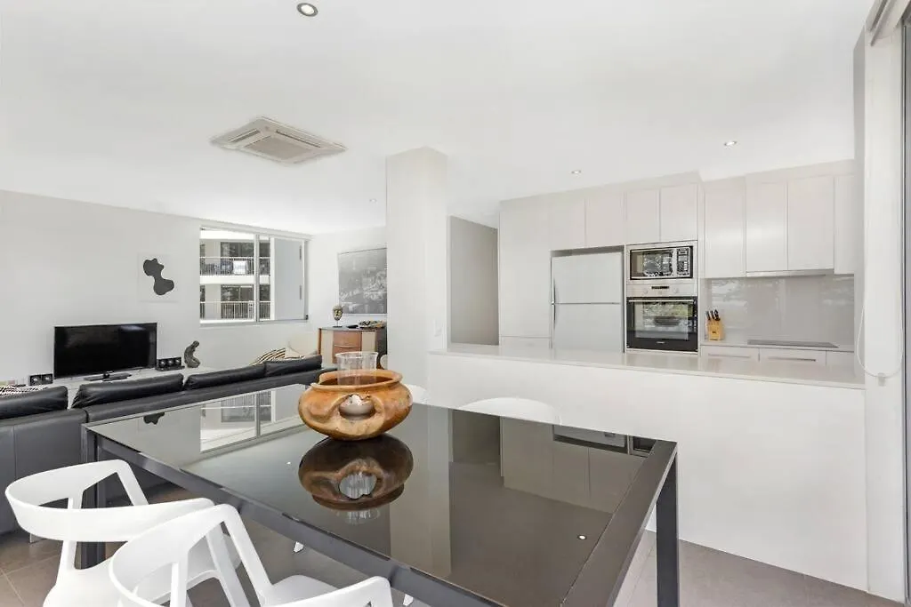 Teenamara On Burleigh - Hosted By Burleigh Letting