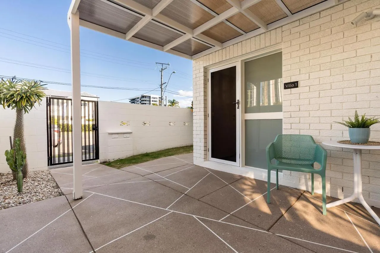 Thomas Drive - Unit 1 * Gold Coast