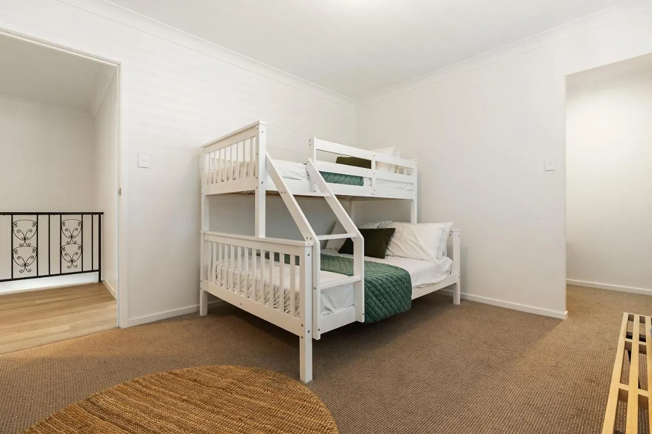 Holiday home Thomas Drive - Unit 1 *