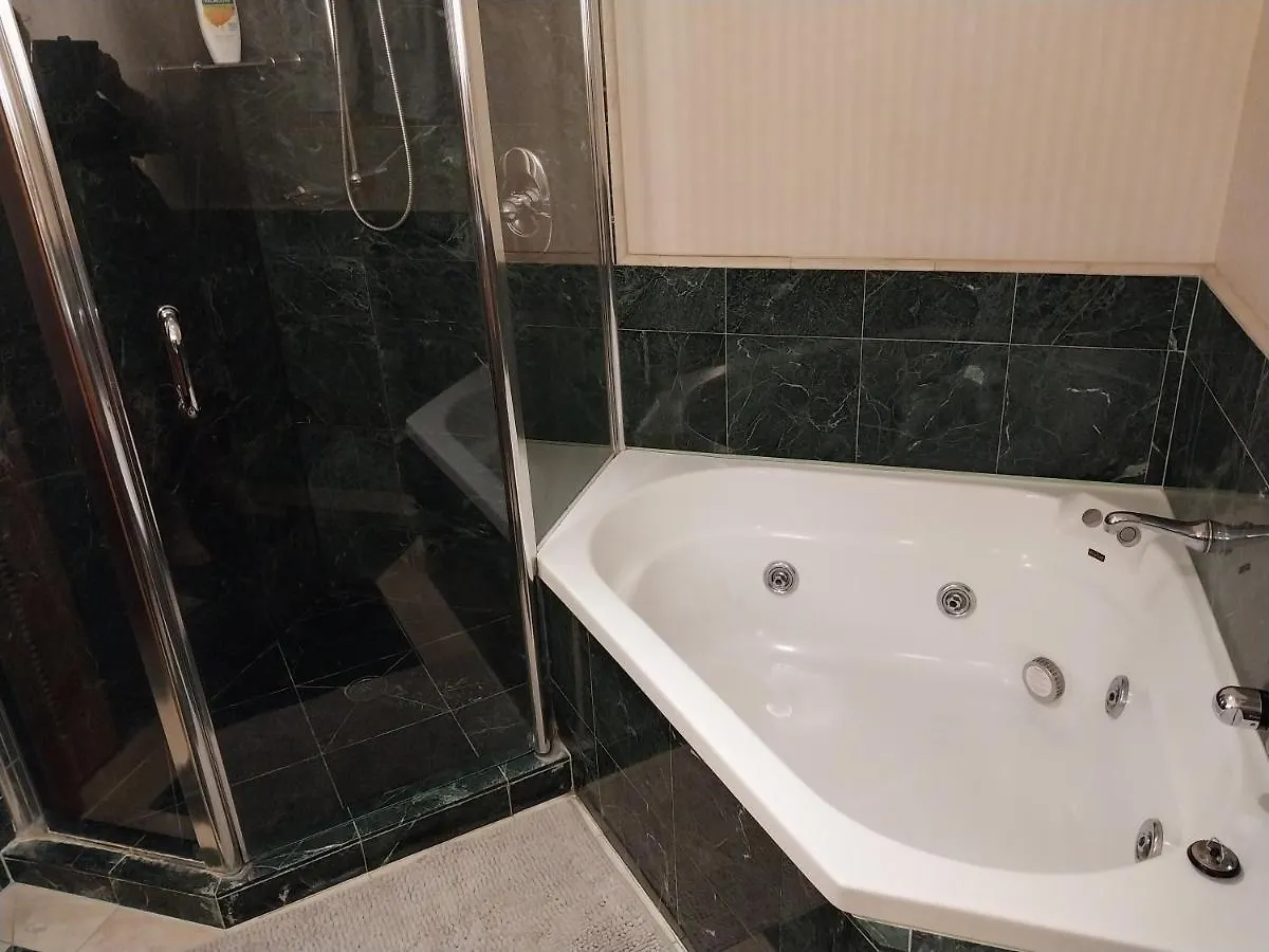 Luxury Privately Owned Ocean View At O4ks Gold Tower 4*