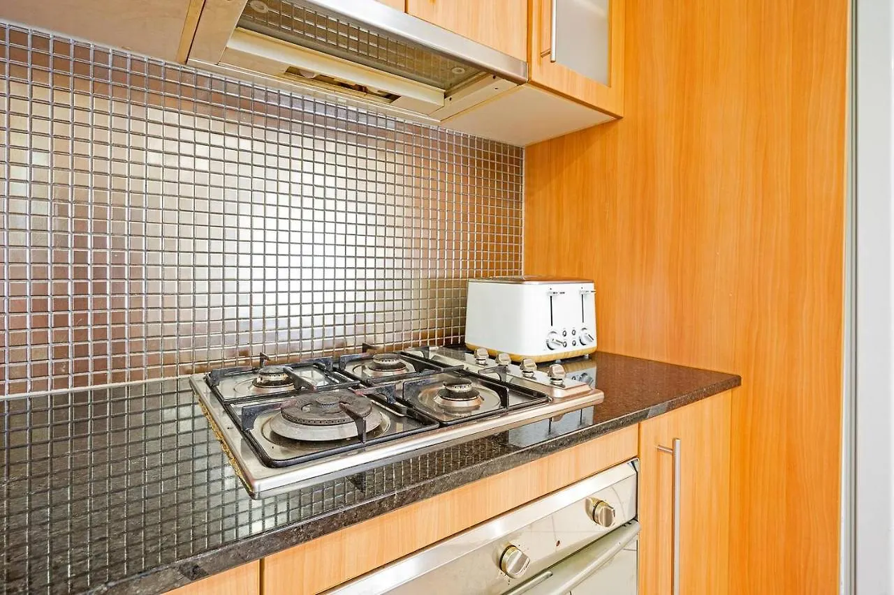 The Riverside Retreat - Stroll To Cavill Avenue Holiday home Gold Coast