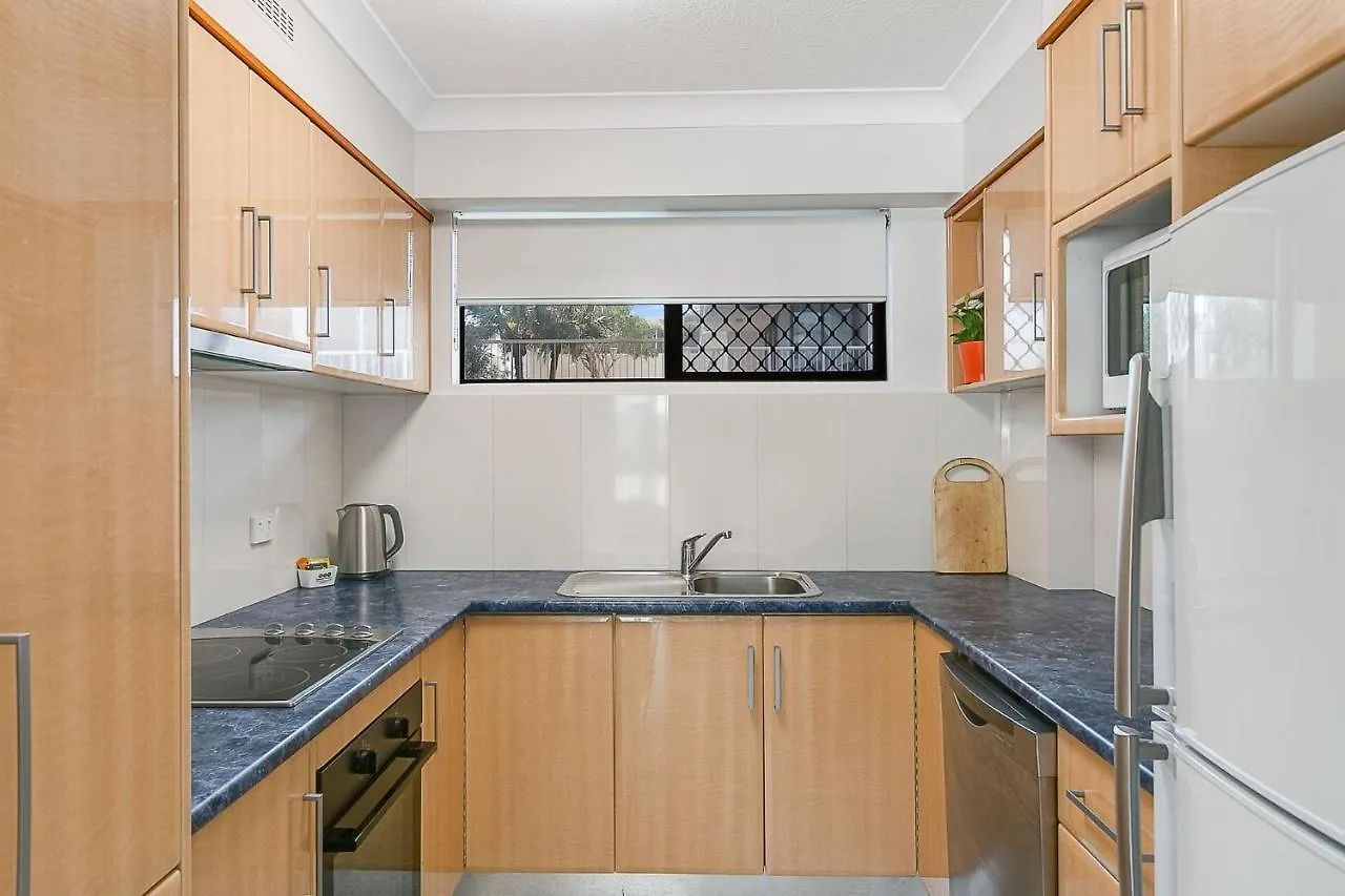 Apartment Cobden Court Unit 6 Gold Coast