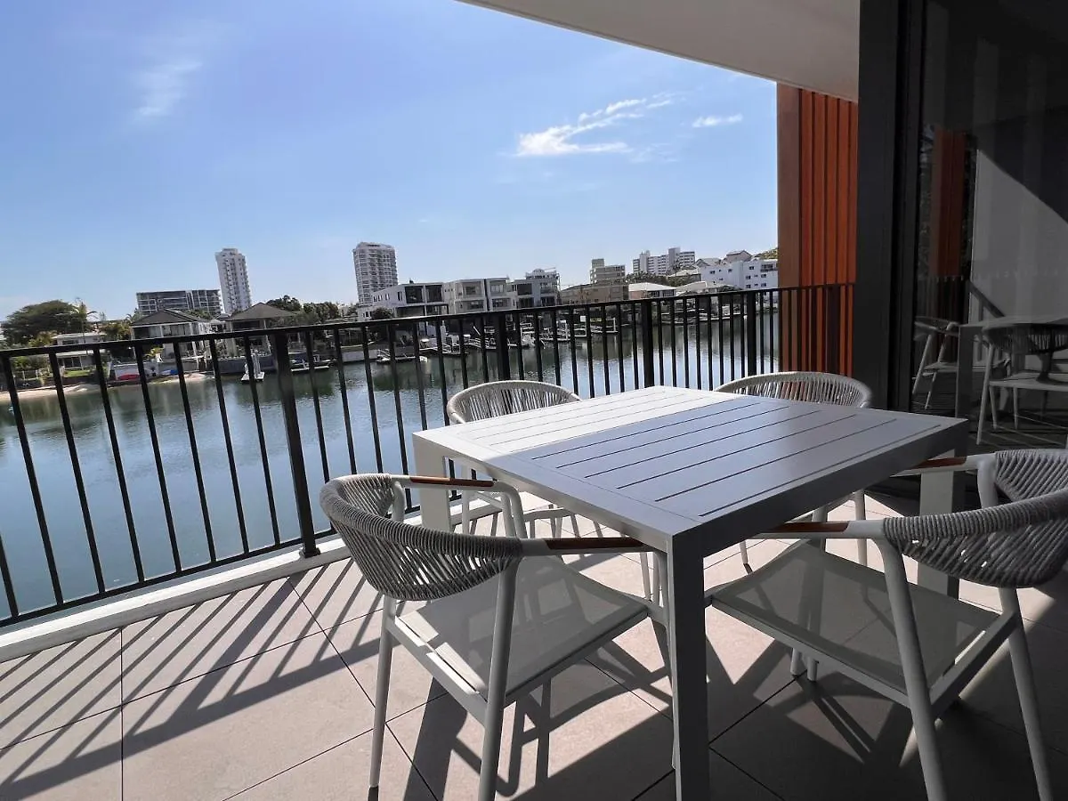 Quiet Family Paradise In Surfers Apartment Gold Coast