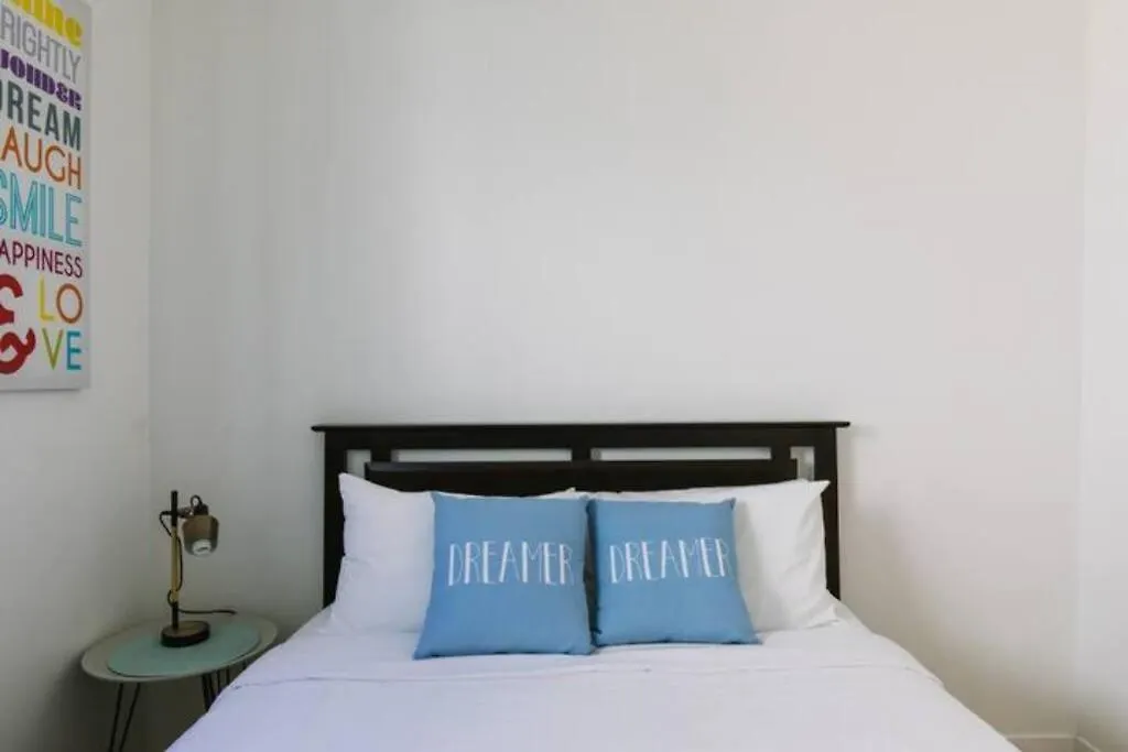 Apartment 4b2.5b Family Getaway W Pool Bbq Gold Coast