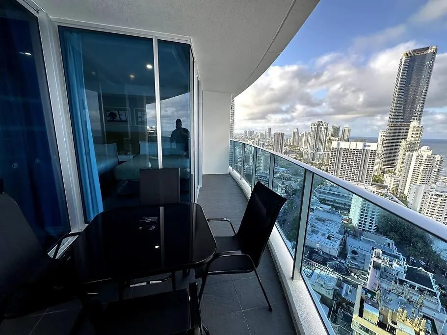 Apartment 5bd Hilton - Massive Lux Aprt *