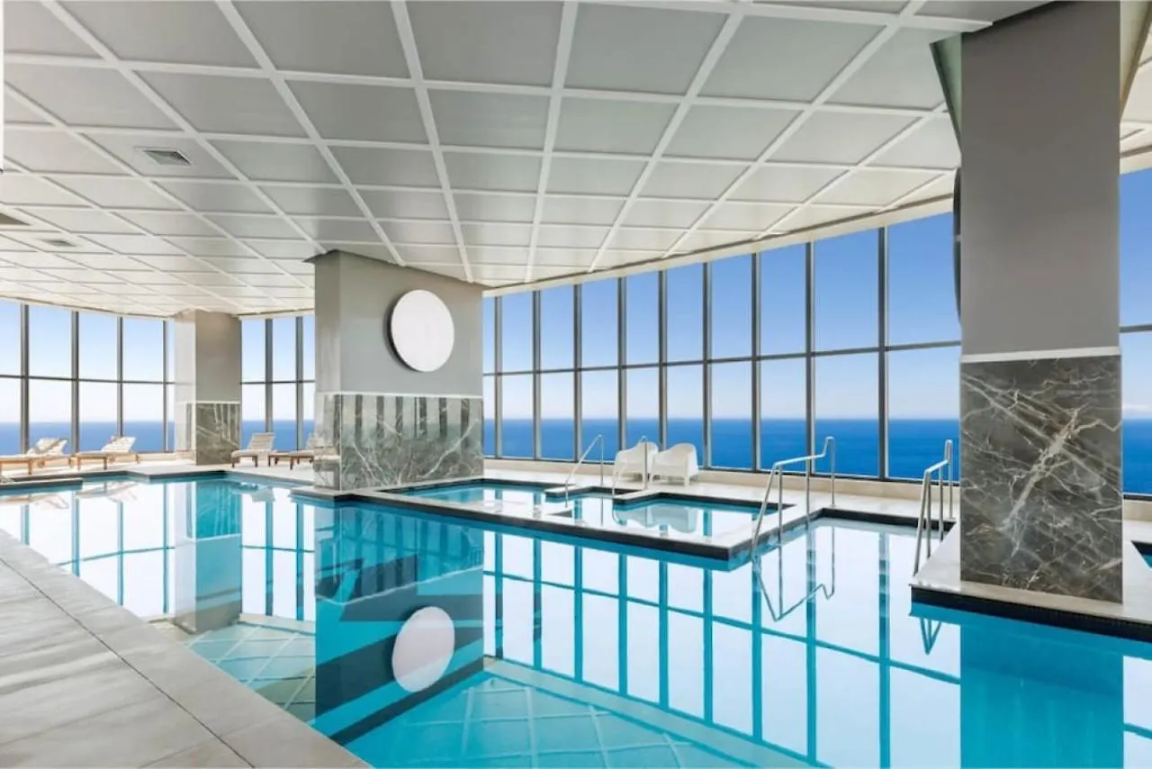 Location Oceanview Luxury 1br Steps To * Gold Coast