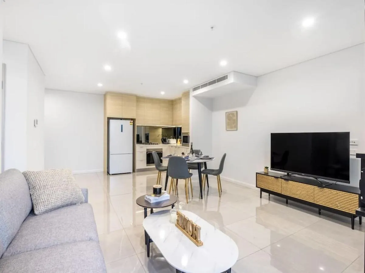 Apartment Location Oceanview Luxury 1br Steps To Gold Coast