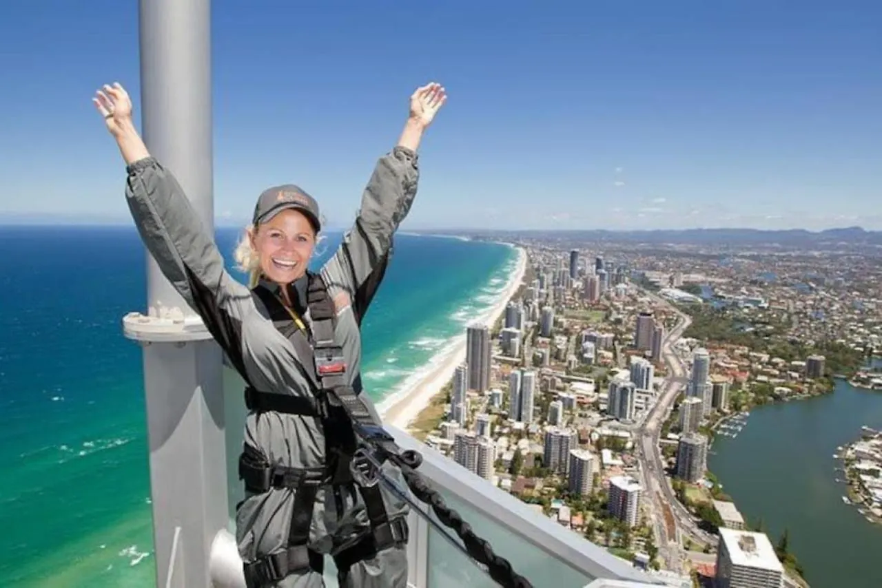 Brandnew Two Bed In Surfers Paradise With Carpark Apartamento