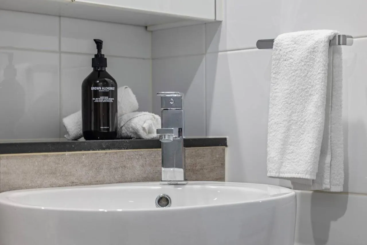 Apartment Como Prestige Breathtaking Southport Sundale