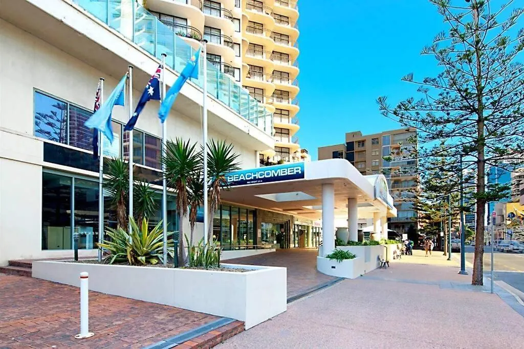 Surfers Paradise Beachcomber Apartment