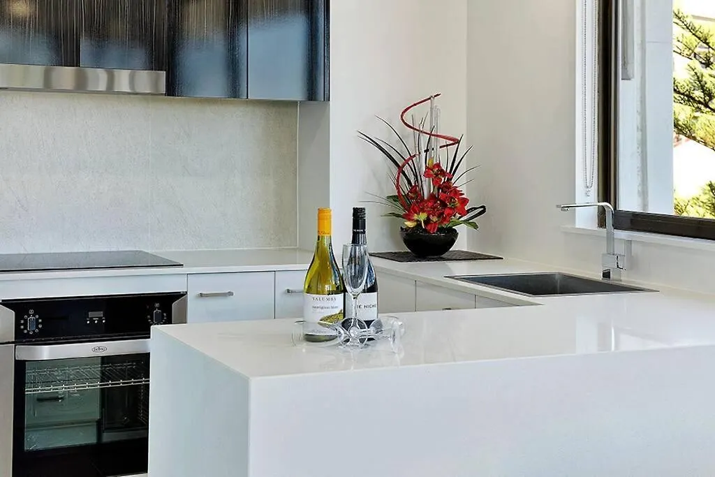 Apartment Bright 2b2b W/spectacular Main River Views Gold Coast