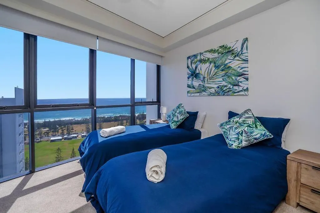 Stunning 2br2b Spectacular Ocean Views Apartment Gold Coast