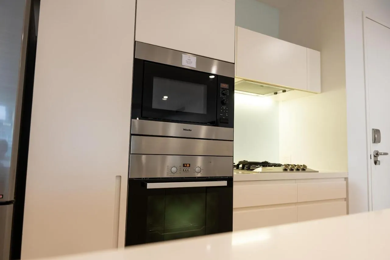Luxury Oracle Tower 1 2bed 2bath 1 Car *