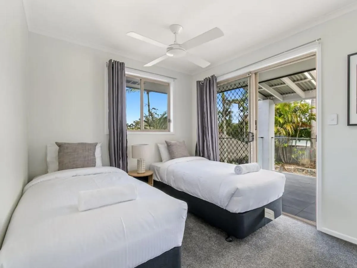 Luxury 5br Retreat Family House With Pool In Gc * Gold Coast