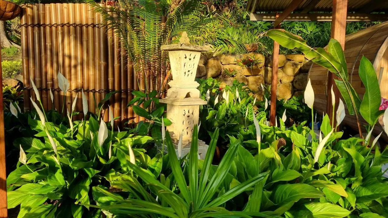 Healing Garden - California King Bed - Uluwatu *