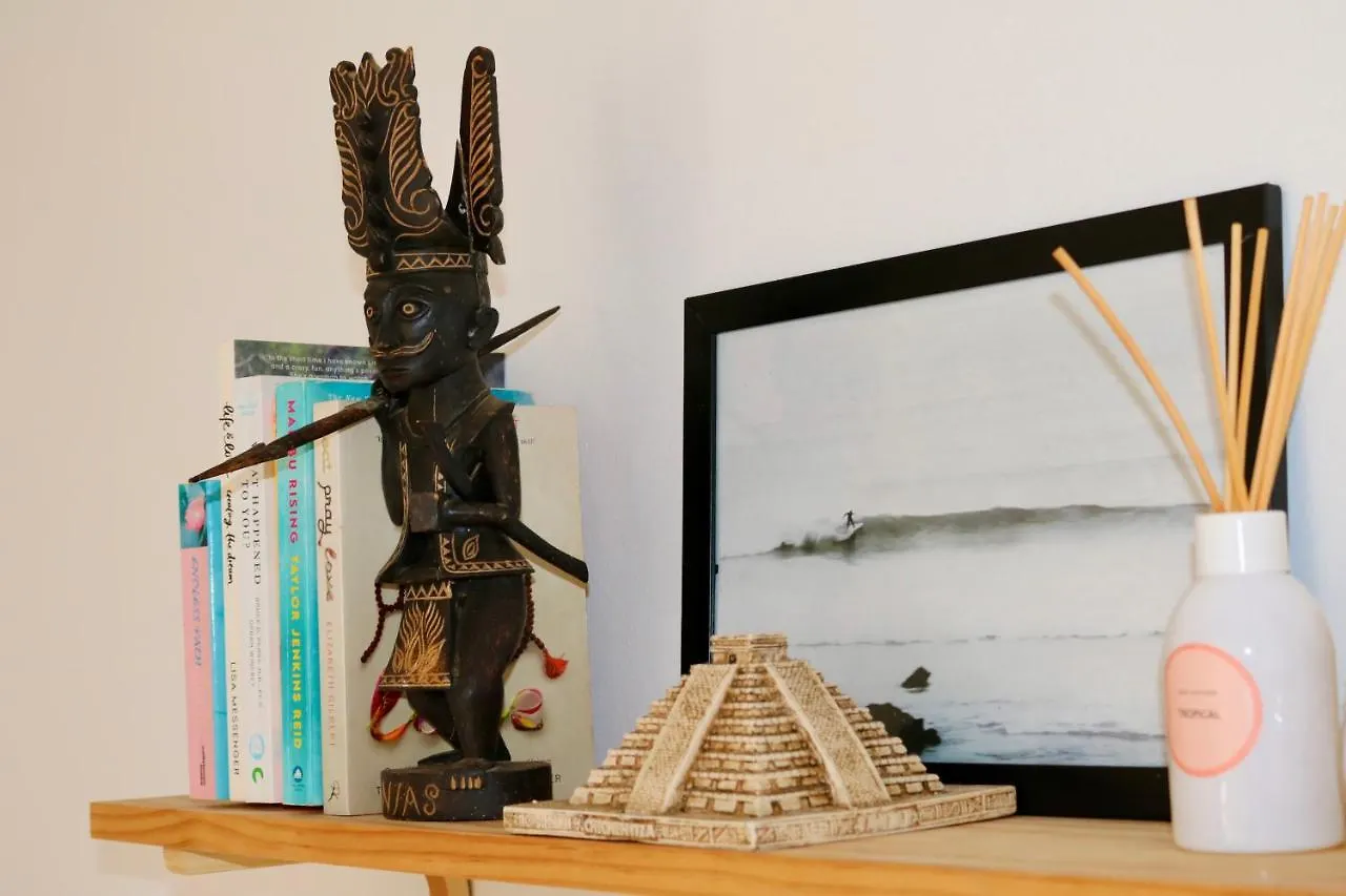 Surf Shack In Iconic Rainbow Bay - Coolangatta Qld Gold Coast