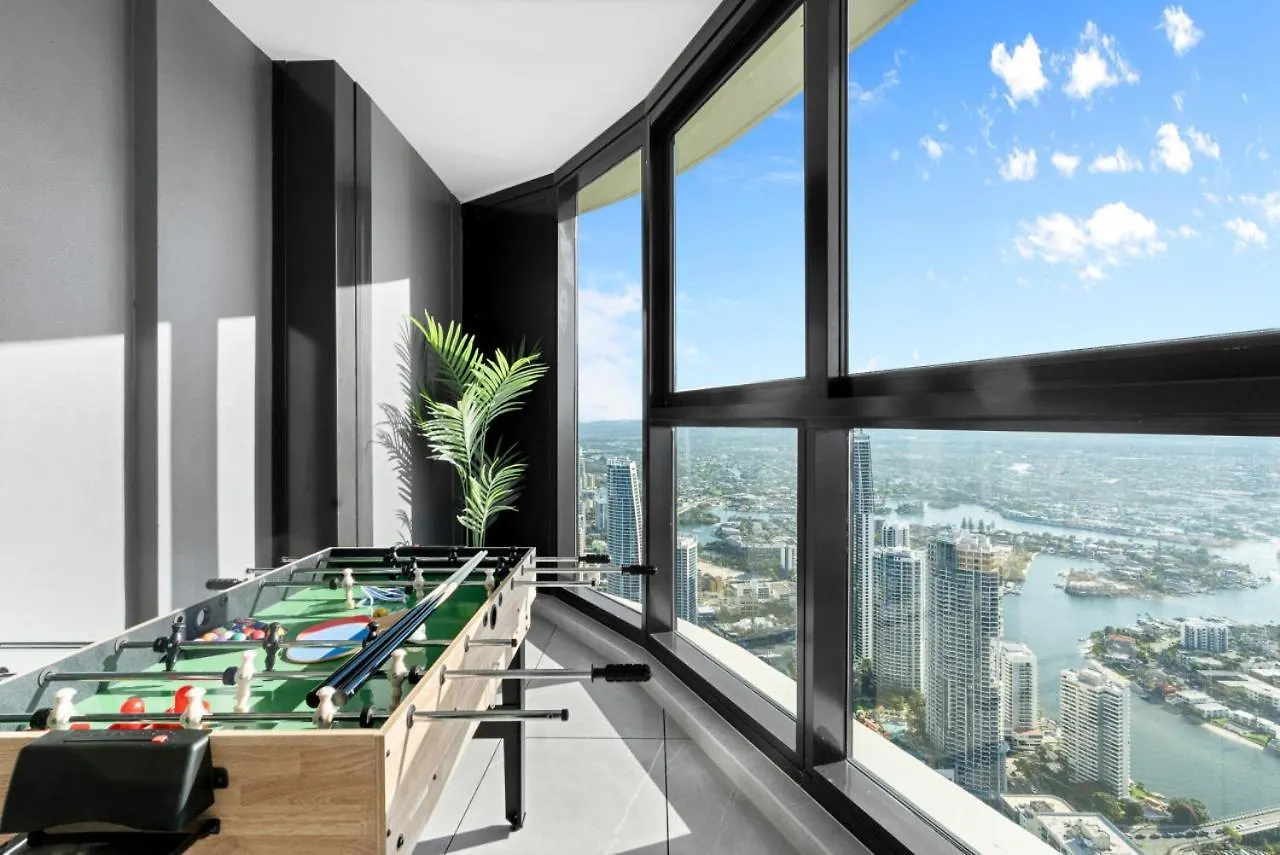 The Seabreeze - Lv 67 King Bed 2bdr Netflix Pool Apartment *