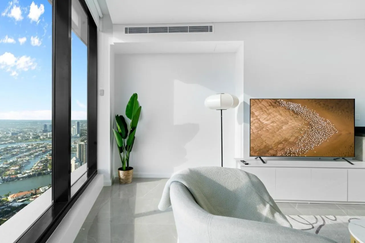 The Seabreeze - Lv 67 King Bed 2bdr Netflix Pool