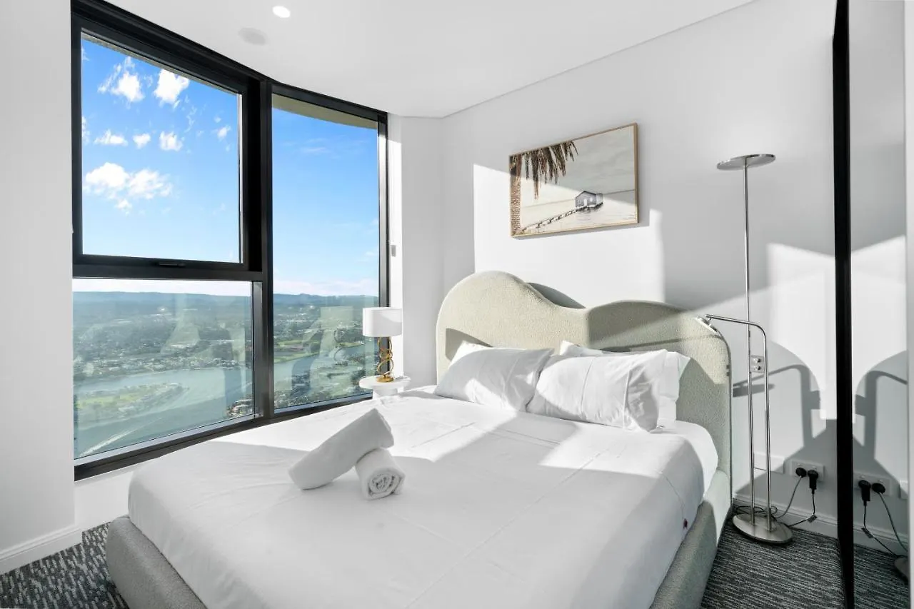 The Seabreeze - Lv 67 King Bed 2bdr Netflix Pool * Gold Coast