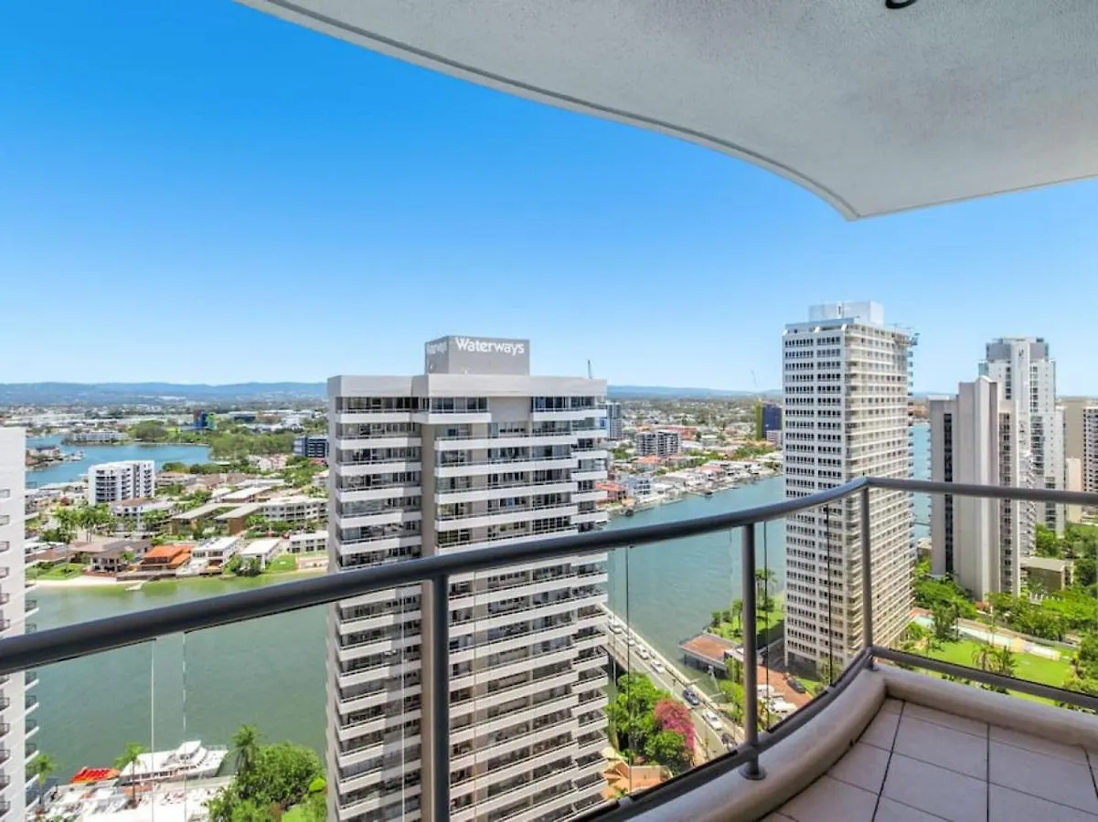 Stunning Riverview 2br Good Location * Gold Coast