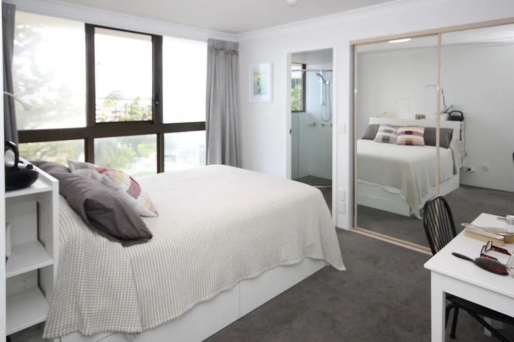 Aparthotel Broadwater Shores Waterfront Gold Coast