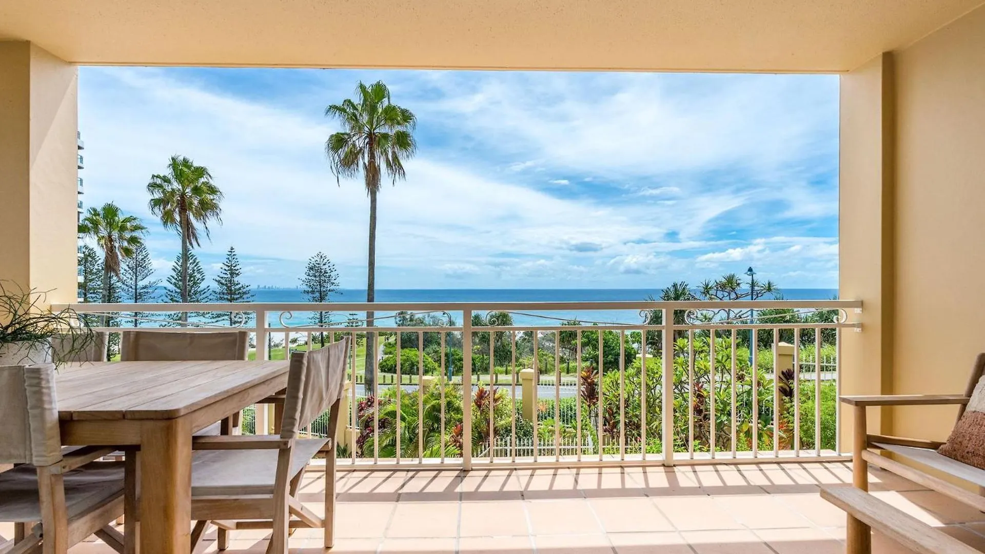 Orion Unit 4 * Gold Coast