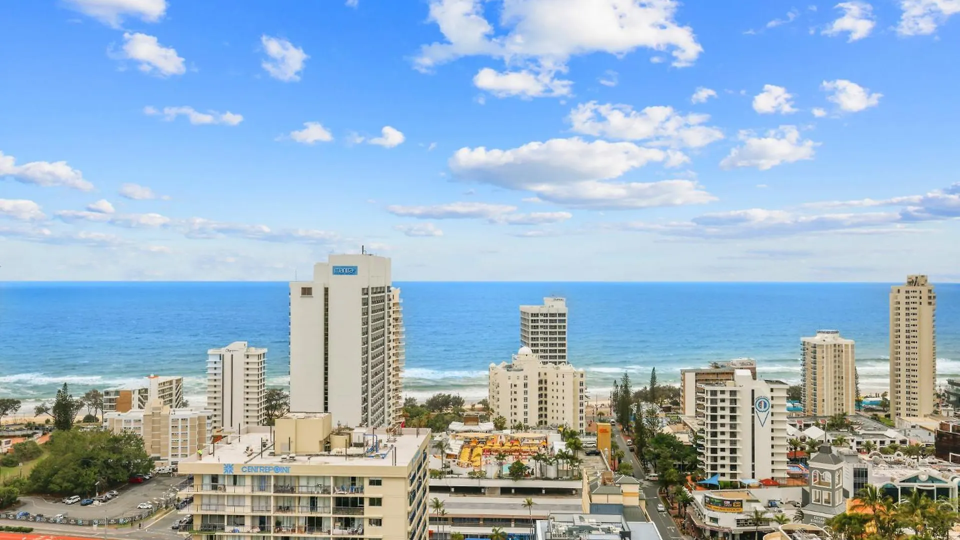 Stunning Ocean Views In The Heart Of Surfers Gold Coast