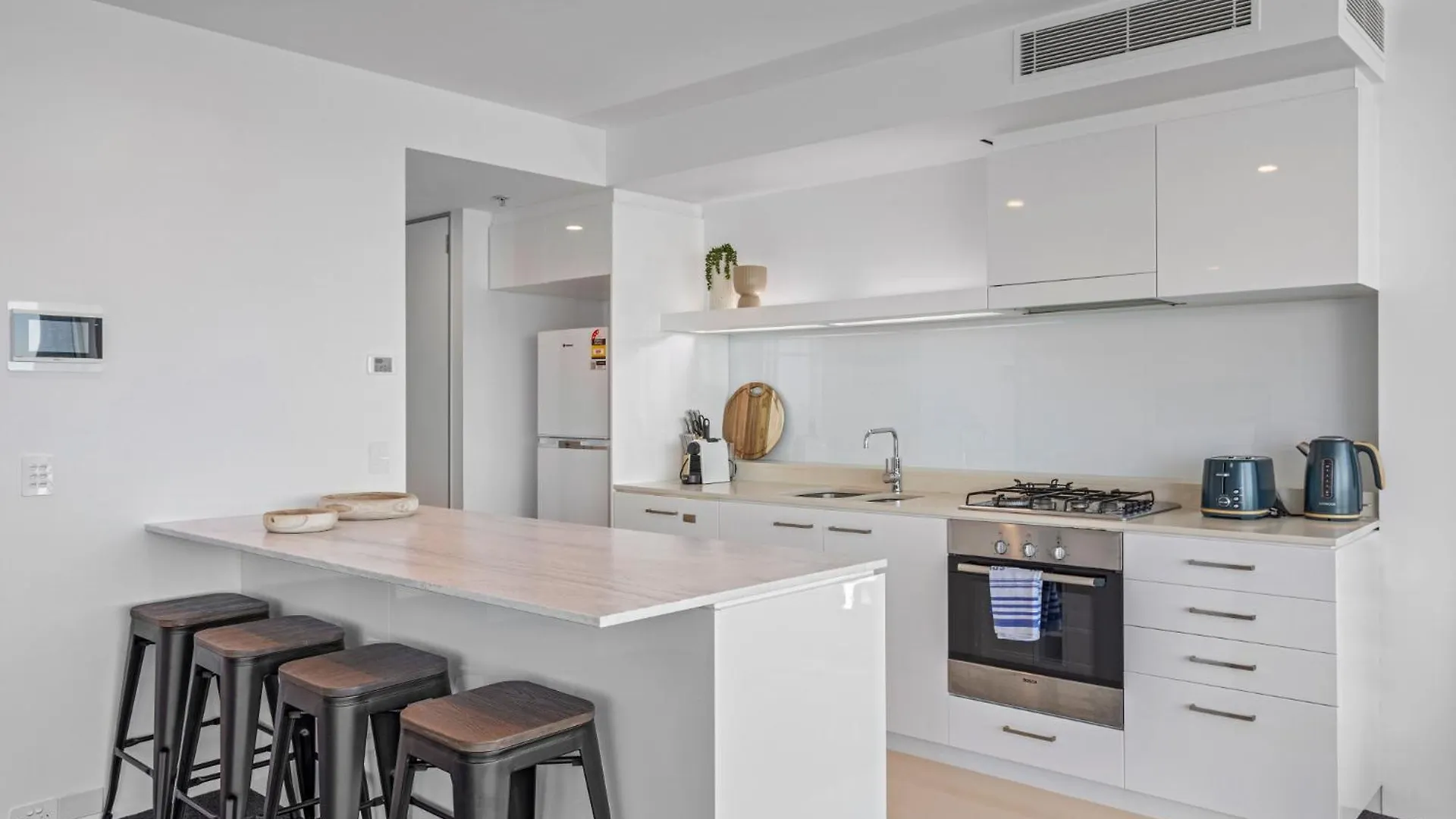Oceanview 2-bed With Pool, Sauna, Gym & Parking Gold Coast