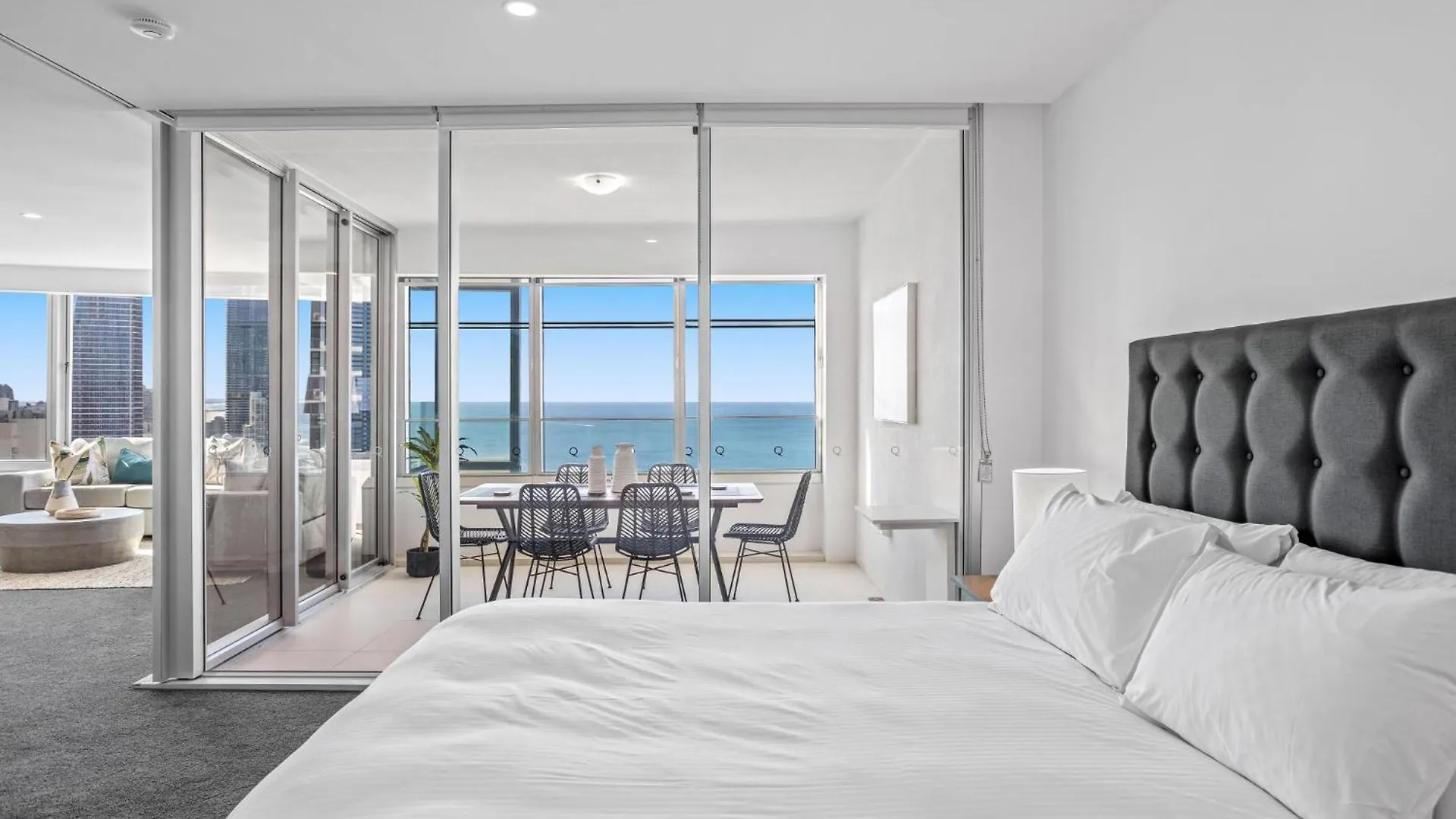 Apartment Oceanview 2-bed With Pool, Sauna, Gym & Parking Gold Coast