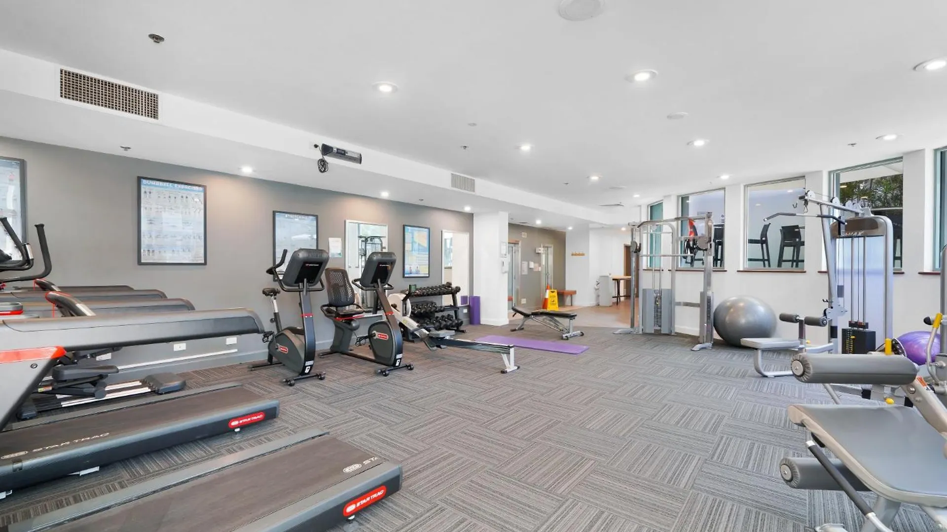 Apartment Oceanview 1-bed Sub Penthouse With Pool & Gym