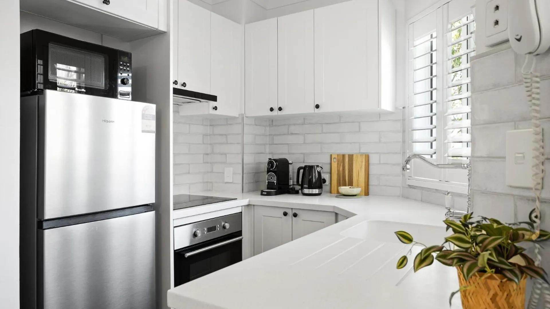 Coastal 1-bed With Pool & Tennis Court Gold Coast