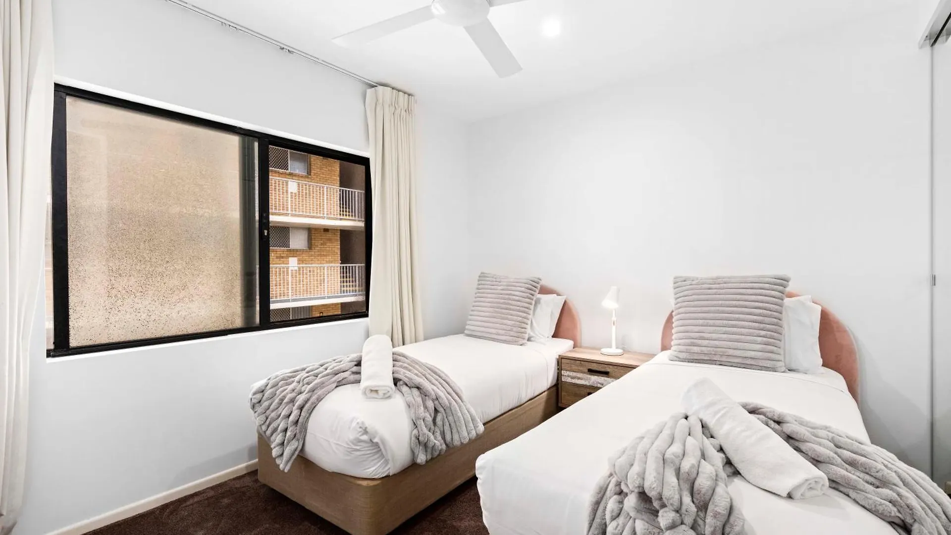 Driftwood In Surfers Paradise - Privately Managed Apartment