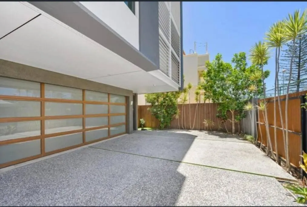 Casa De Mork - Entire 3 Storey 골드코스트
