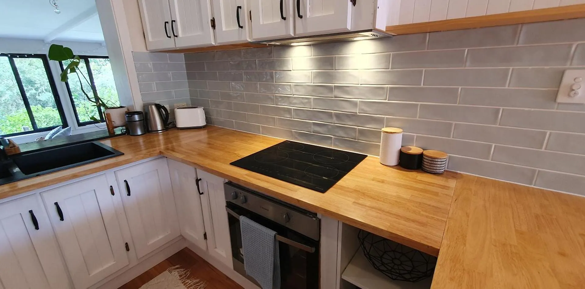 Apartment Family Retreat, 1 And Half Kms, Shops, Full