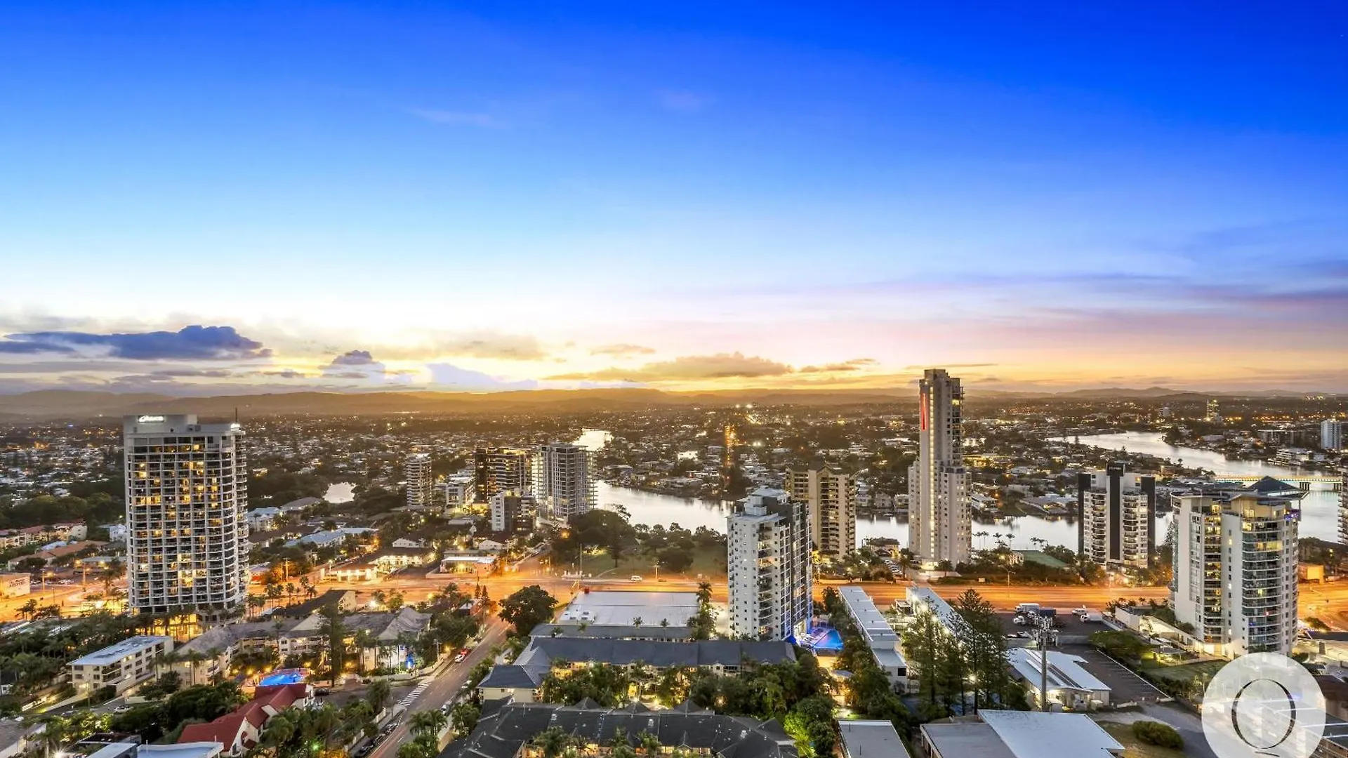 Apartment Luxury Units At The Jewel Residences - Q