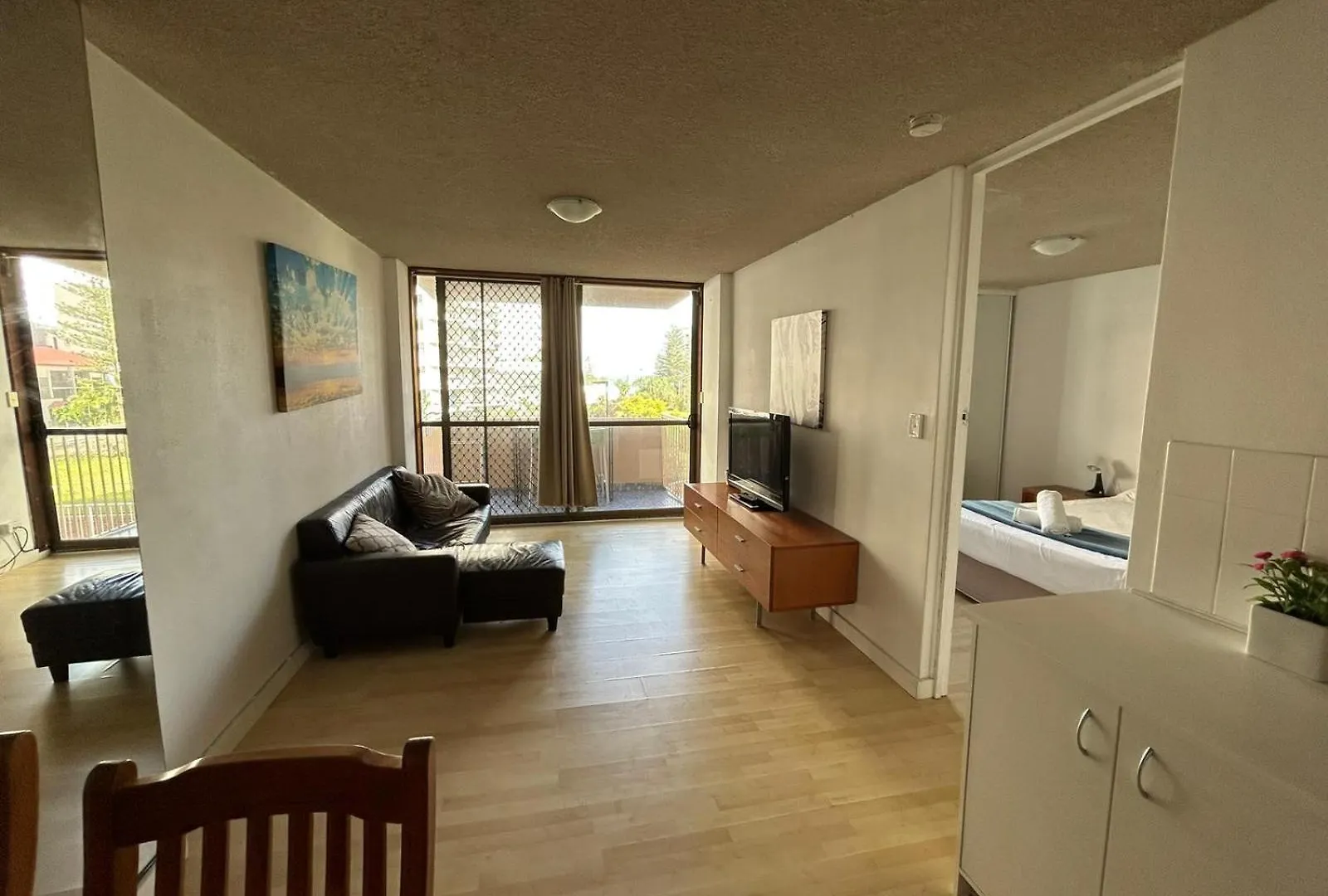 Surfers Private Apartment Gold Coast
